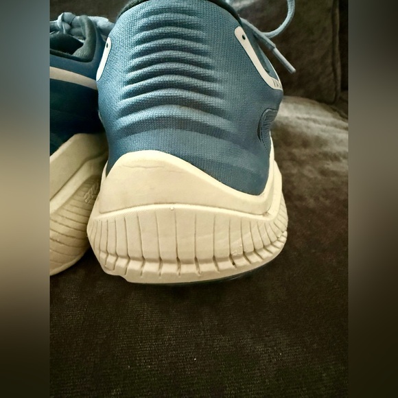 Altra Men’s Via Olympus Sneakers main image 11